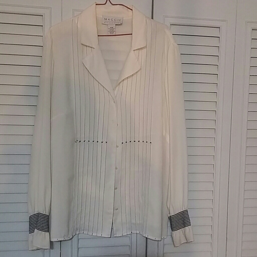 Off white blouse - size 18w